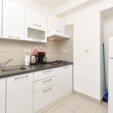 Danica 358 Πόρετς