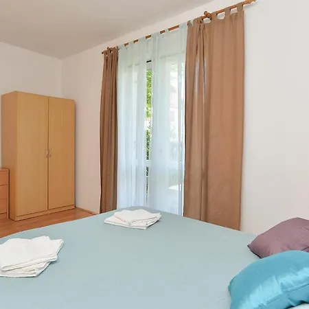 Apartment Apartment Danica 358