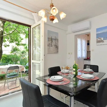 Apartment Danica 358