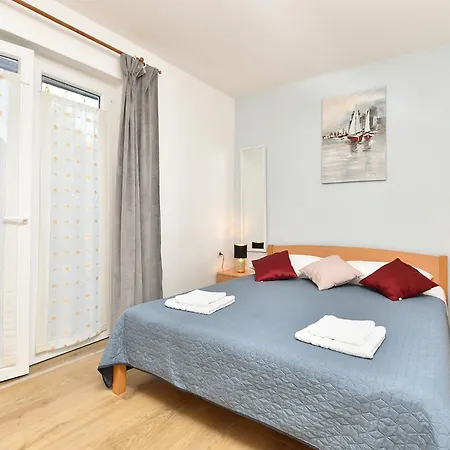 Apartamento Danica 358 *